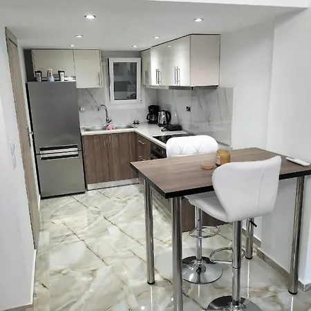 アパート M&s Corfu Centre